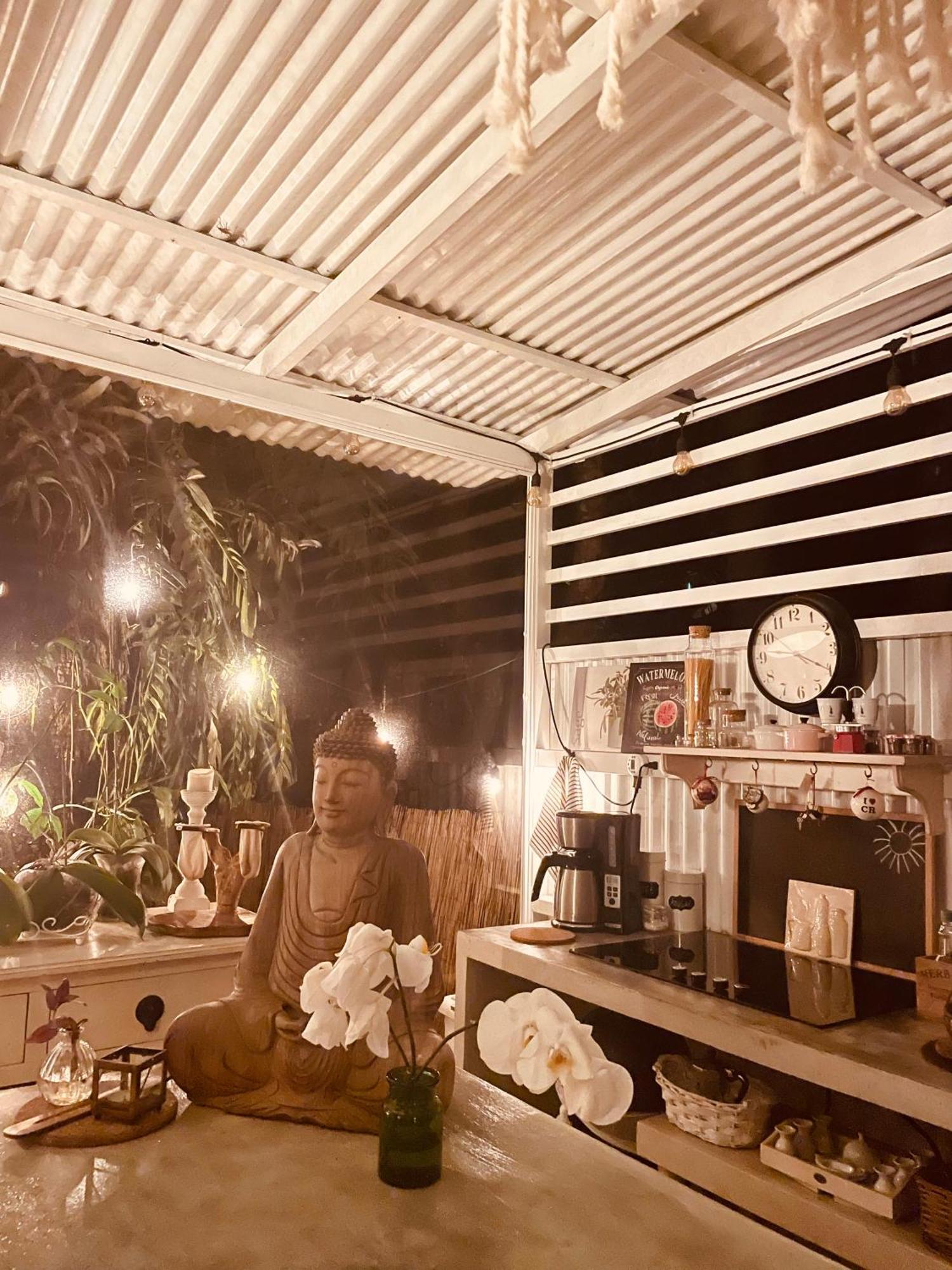 Casa Luce Bed & Breakfast Puerto Viejo de Talamanca Bagian luar foto