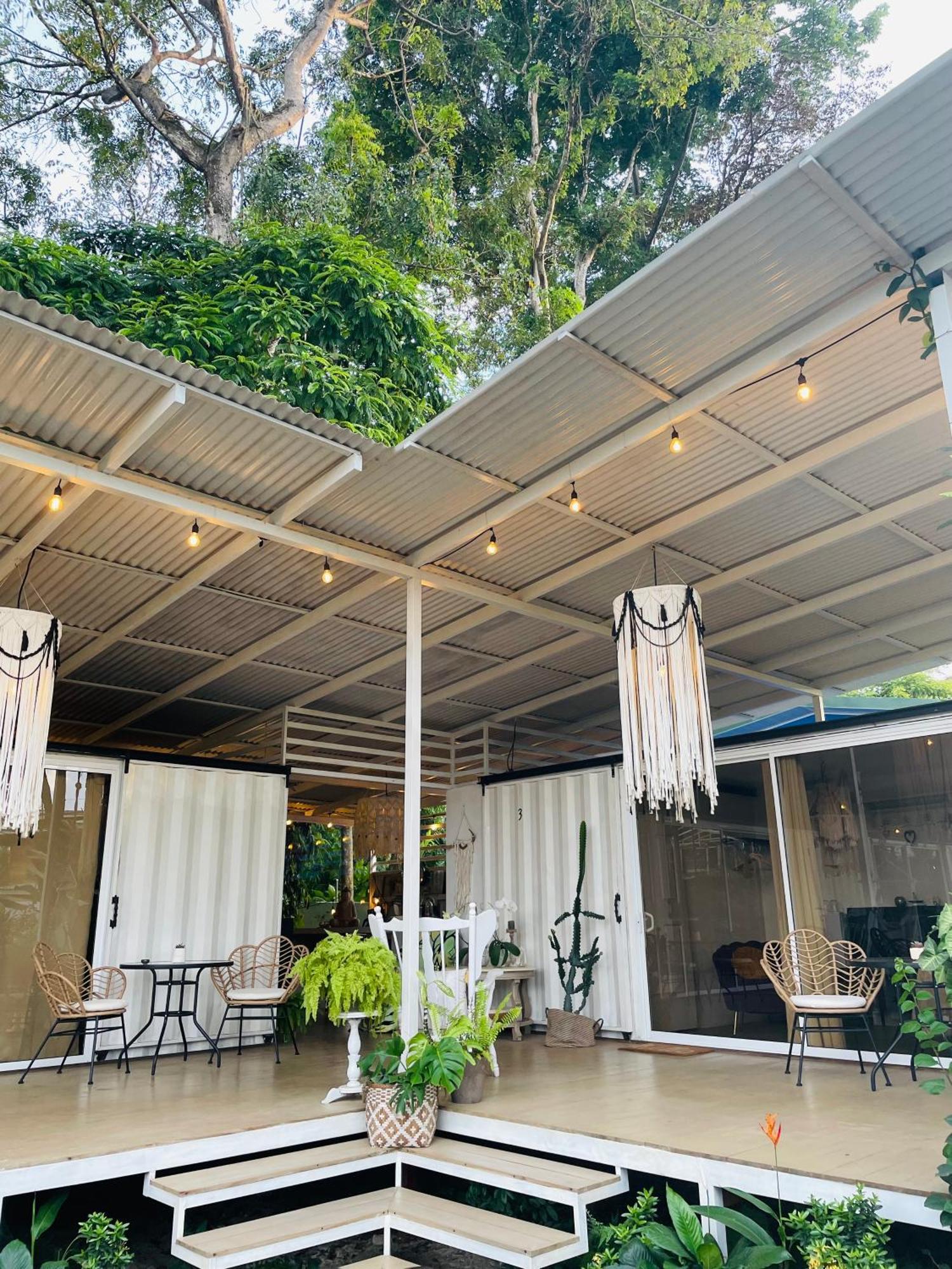 Casa Luce Bed & Breakfast Puerto Viejo de Talamanca Bagian luar foto
